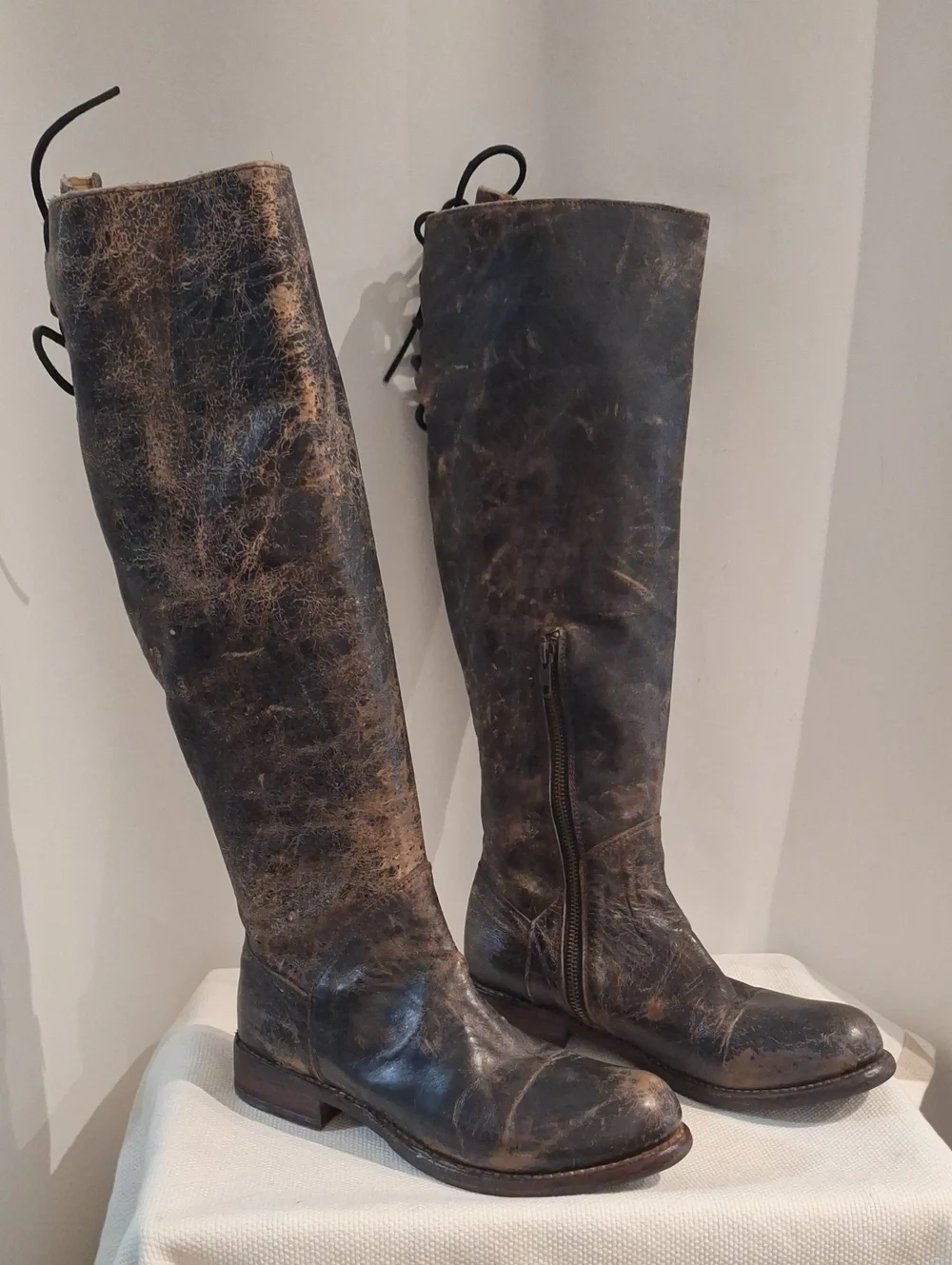 Bed Stu Cobbler Series Manchester Distressed Tall Leather Riding Boots